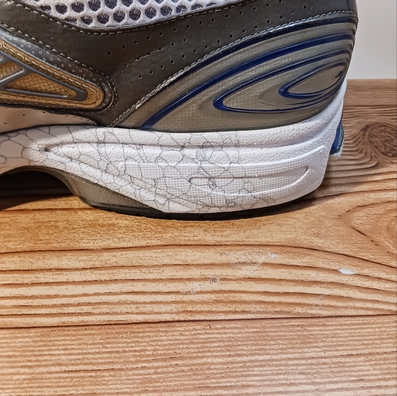 Reebox - Picture 7 of 14